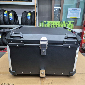 알루미늄탑박스 85리터 중고판매합니다 이미지