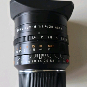 라이카 주미룩스 28mm f1.4 이미지