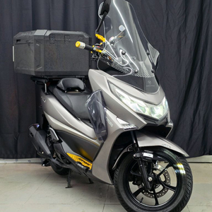 uhr125 DNA모터스 2026년식 오토바이 판매합니다 이미지