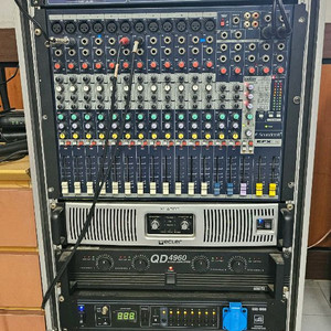 전문가용 오디오 시스템 세트 이미지