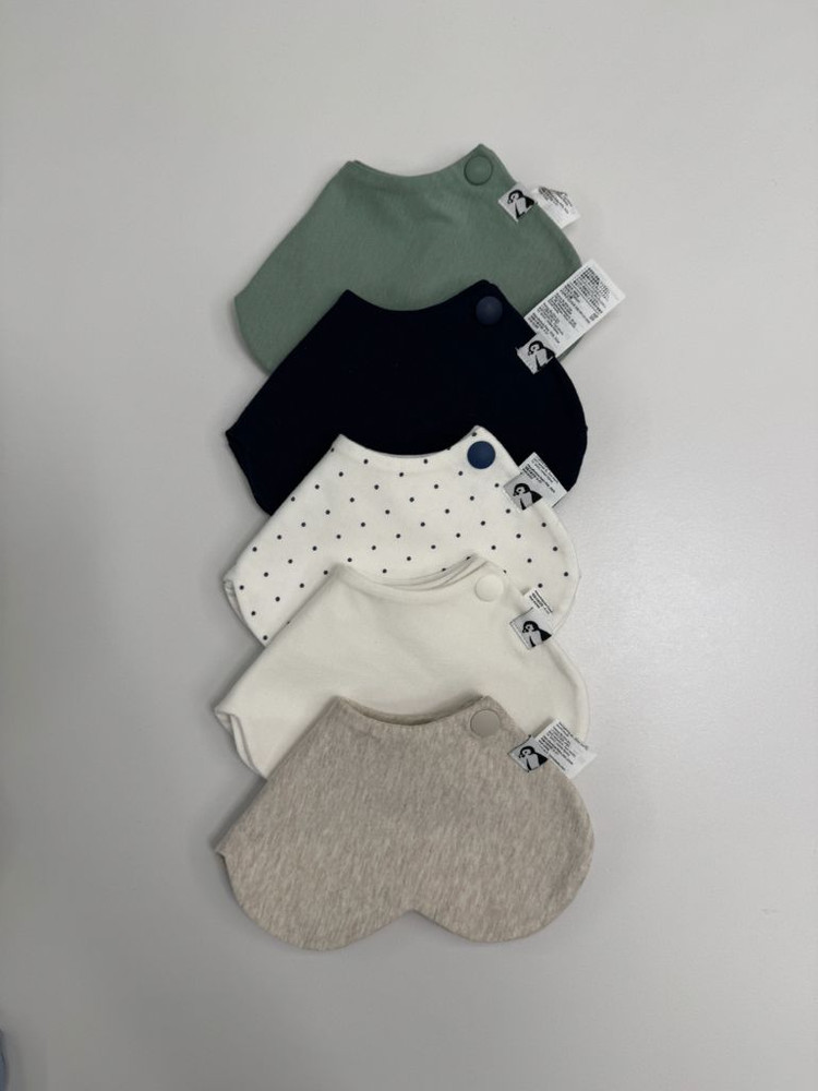 코니 턱받이 이미지