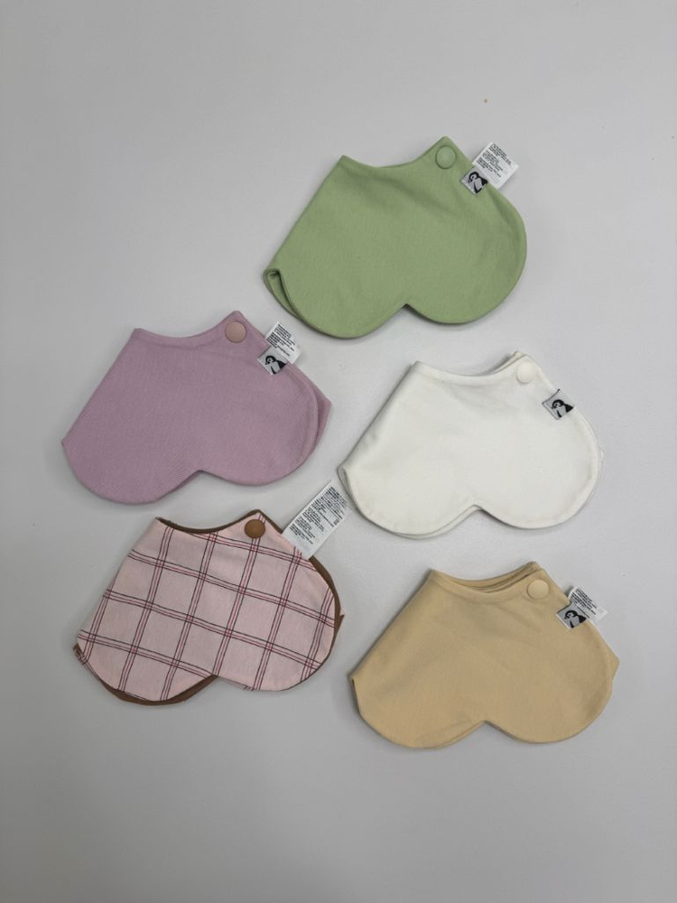 코니 턱받이 이미지