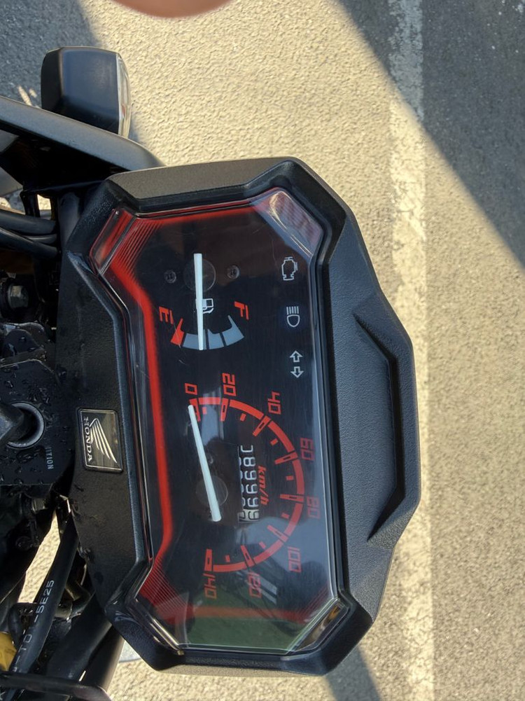 줌머x 키로수9xxx 팔아요 이미지