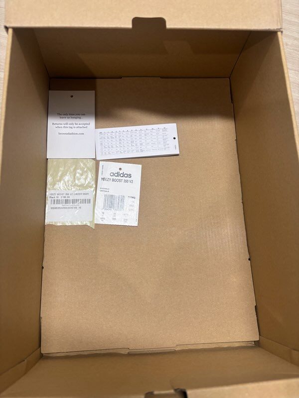 이지부스트 350 V2 신더(285) 이미지