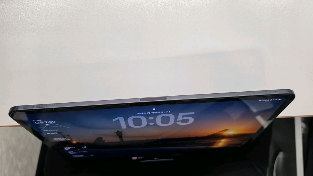 아이패드 프로 13 m4 256 wifi + 애플펜슬프로 + ESR케이스 이미지