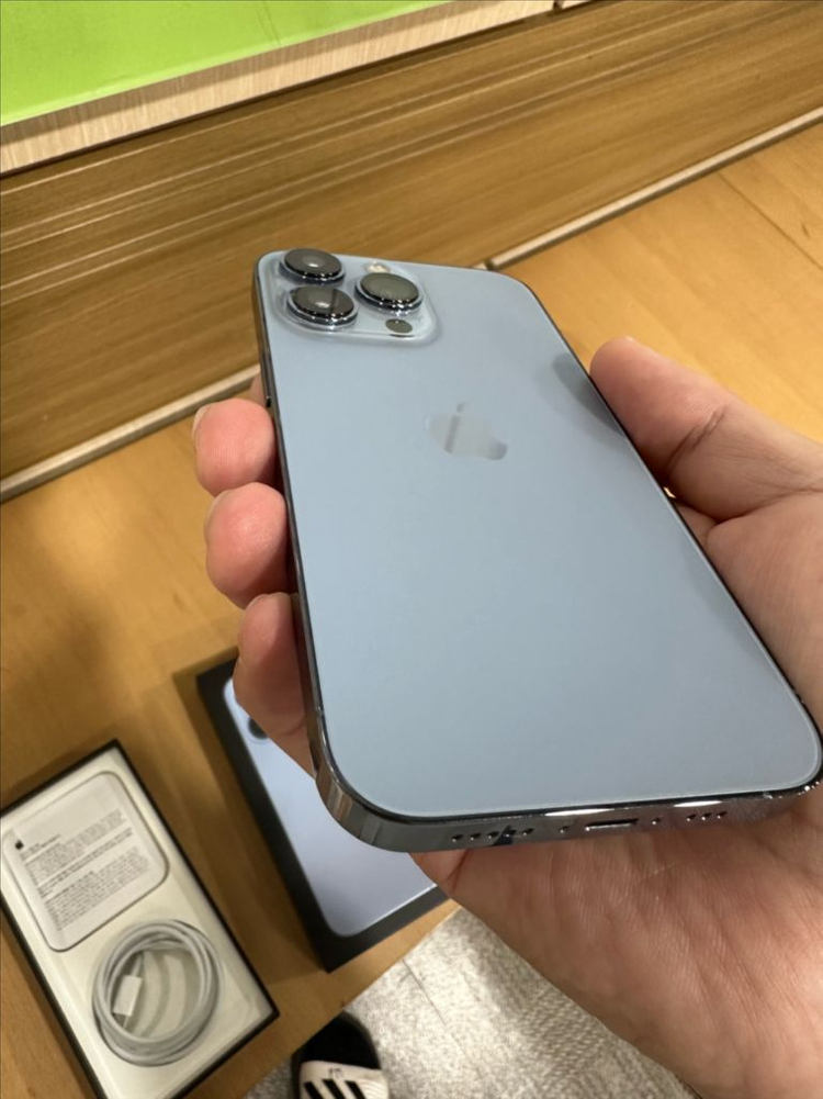 아이폰13 프로 256GB 시에라블루 이미지