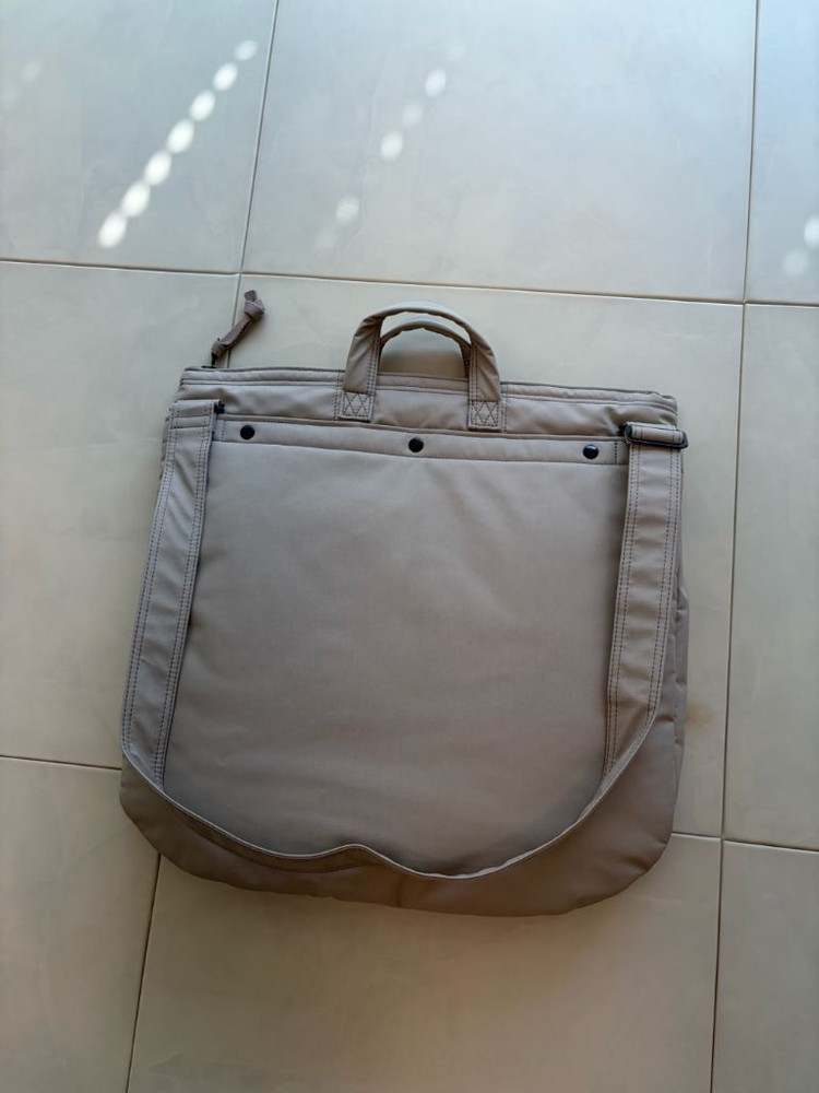 아나토미카 고어텍스 헬멧백 샌드화이트 이미지