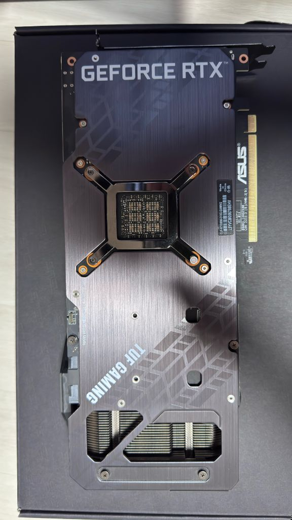 asus 3080 그래픽카드 이미지