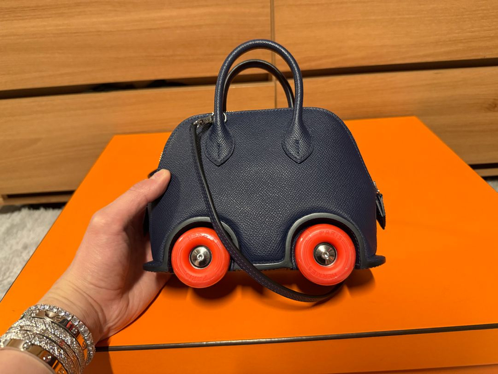 볼리드 온 휠 백 올수공 앱송가죽 이미지