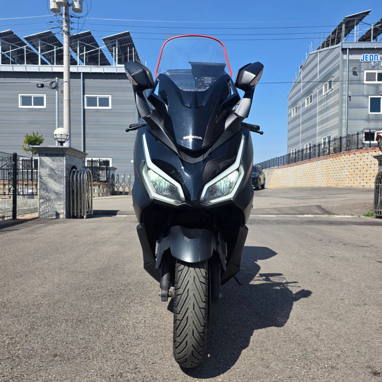 특가)혼다 포르자350 23년식 7만 배달셋팅o 저렴하게 판매합니다 이미지