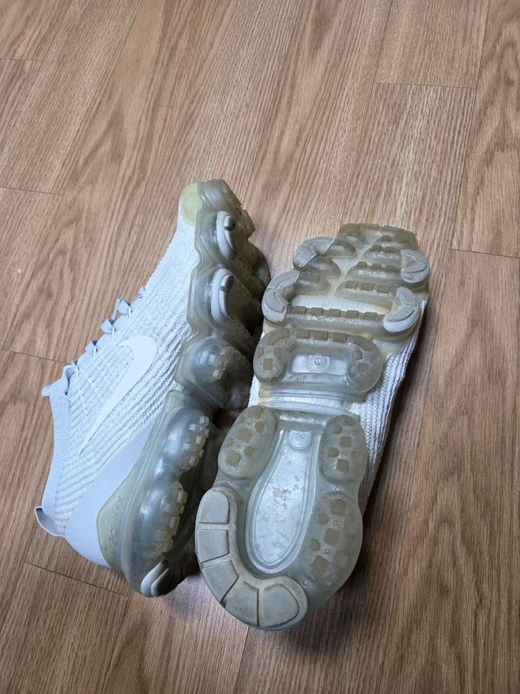 나이키 에어맥스 운동화 이미지