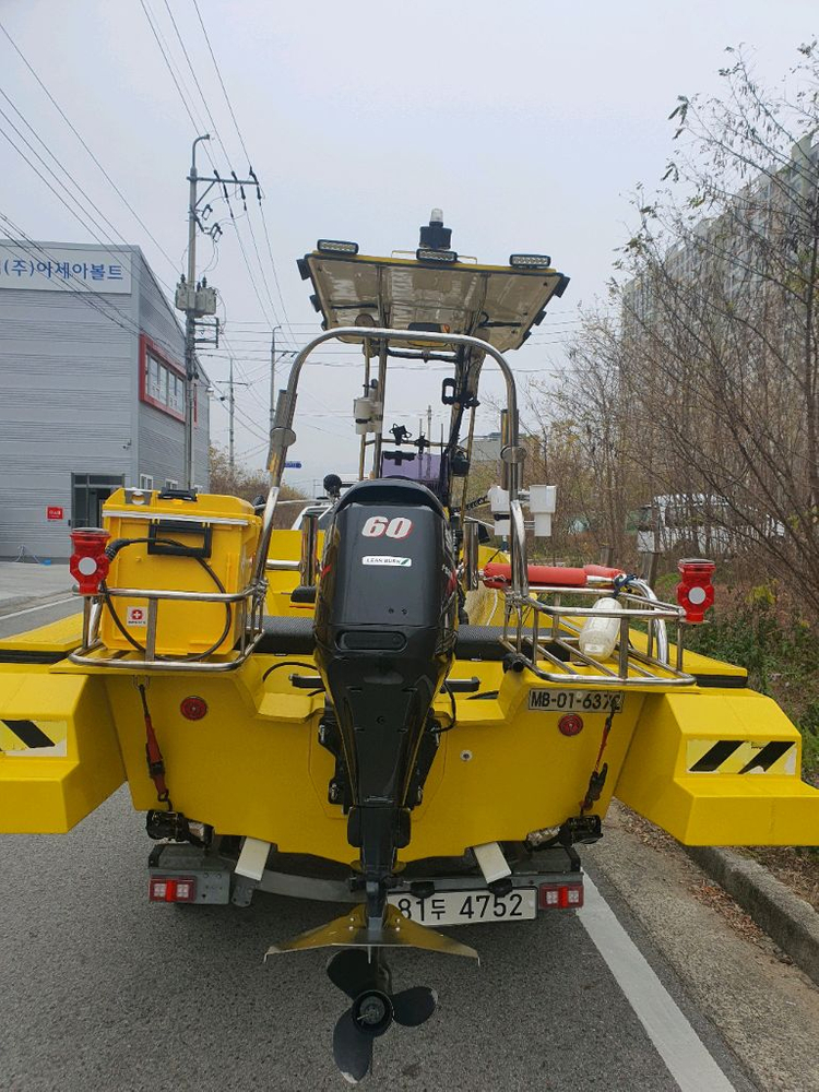 낚시보트 이미지