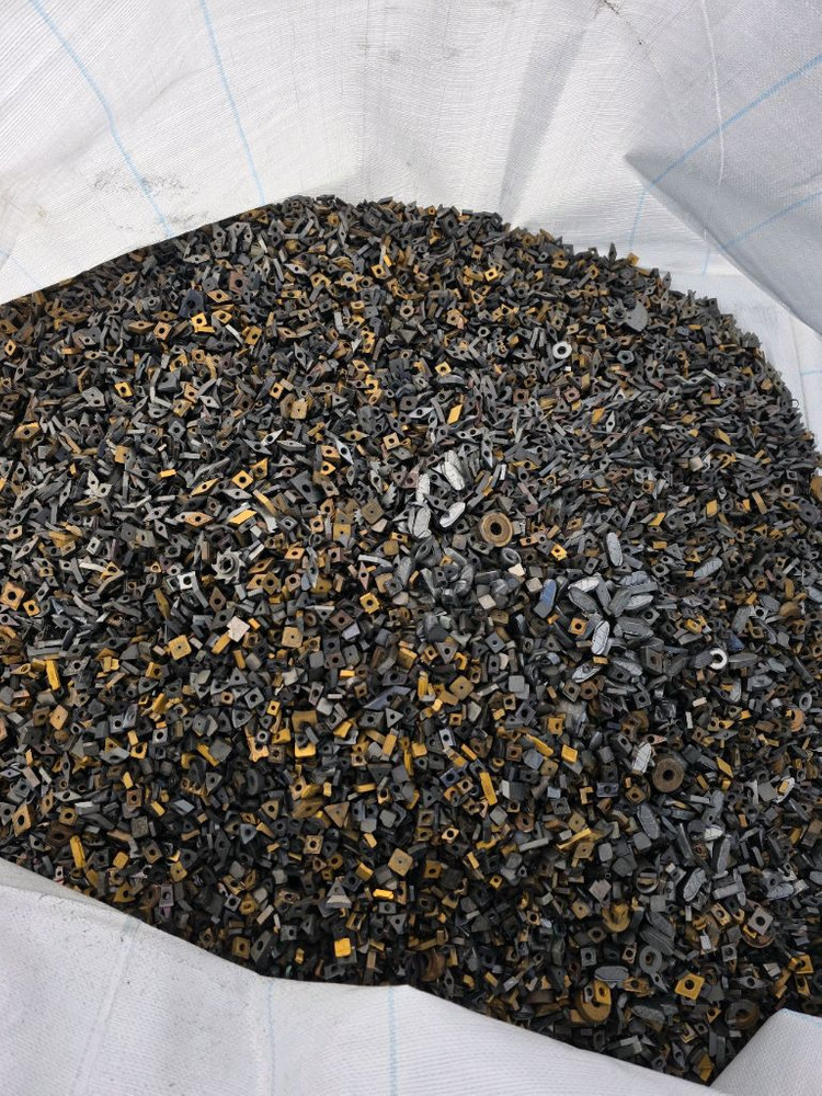 폐초경 엔드밀 인서트 팁 pcb텅스텐 비트 매입 이미지