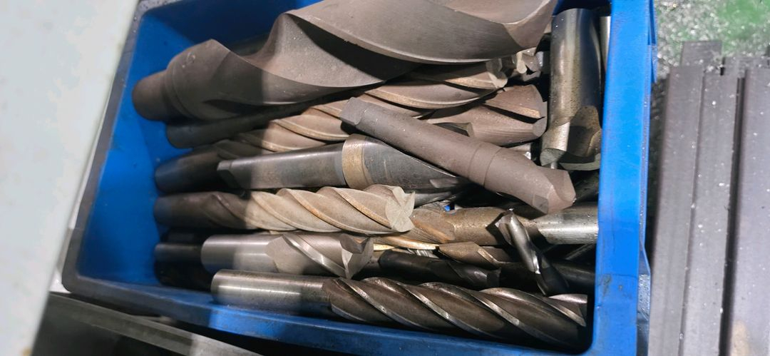 폐초경 엔드밀 인서트 팁 pcb텅스텐 비트 매입 이미지