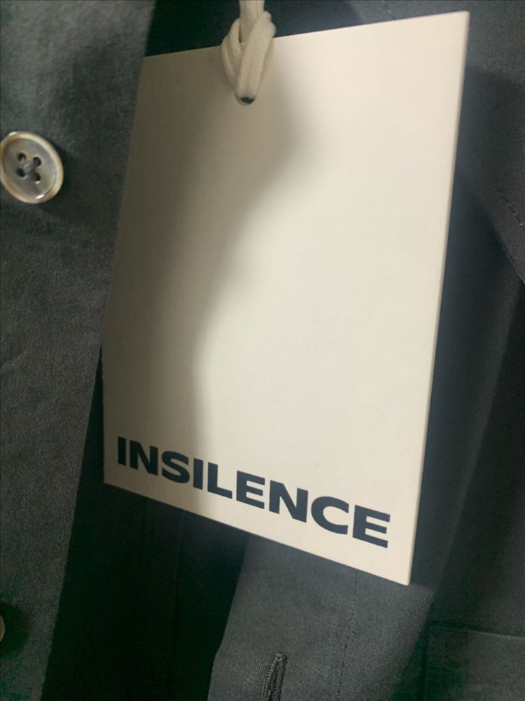 인사일런스 와이드 카라셔츠 미드나이트 컬러 s사이즈 판매 이미지