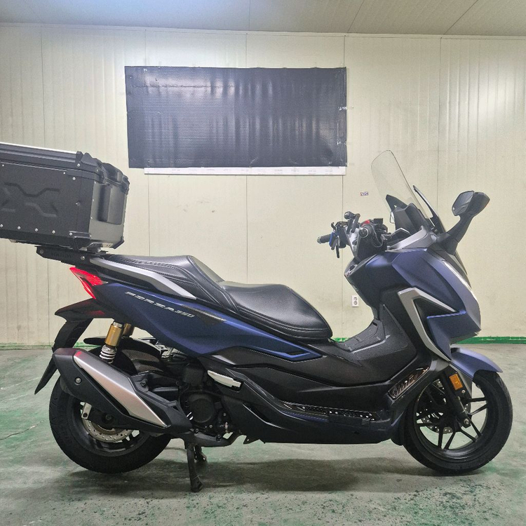 혼다 포르자350 21년식 4만KM 판매합니다 이미지