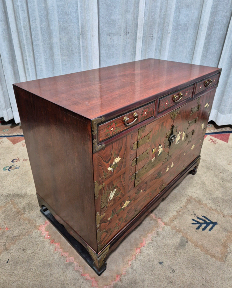 전통고가구 민화 수납장 이미지