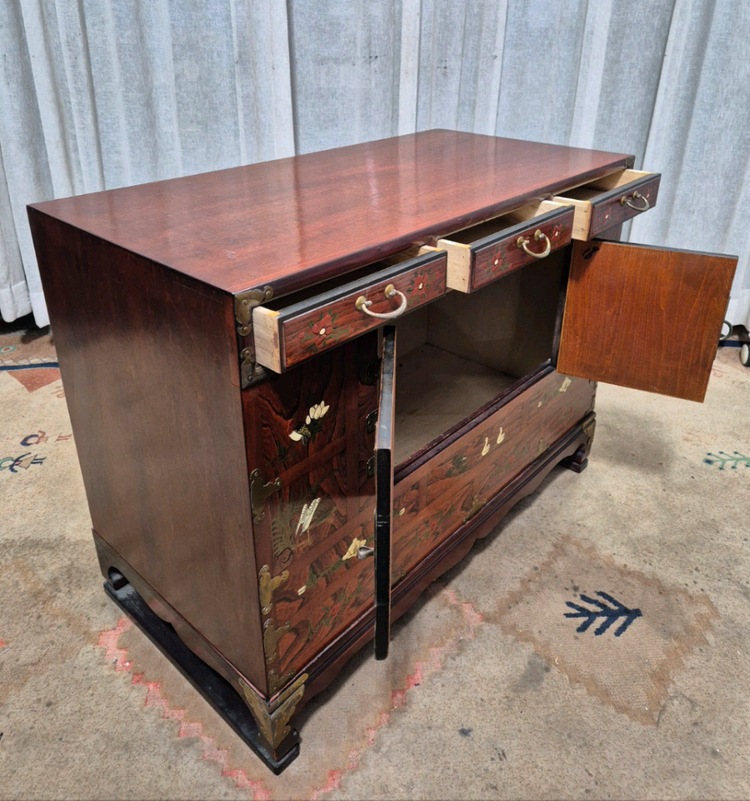 전통고가구 민화 수납장 이미지