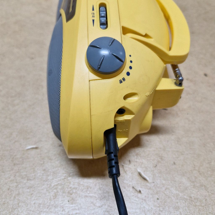 LG WINK TM-100 라디오 카세트 이미지