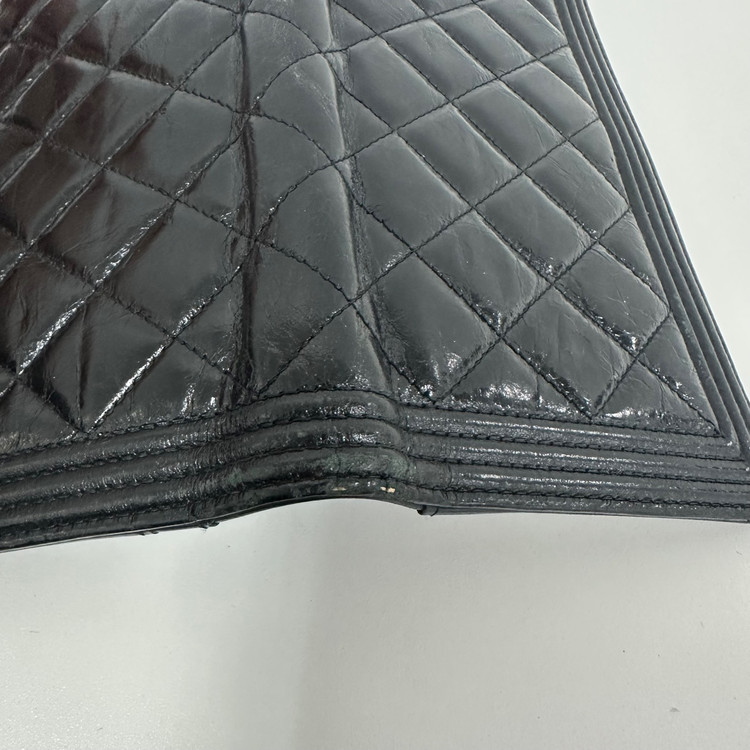 샤넬 보이 장지갑 이미지