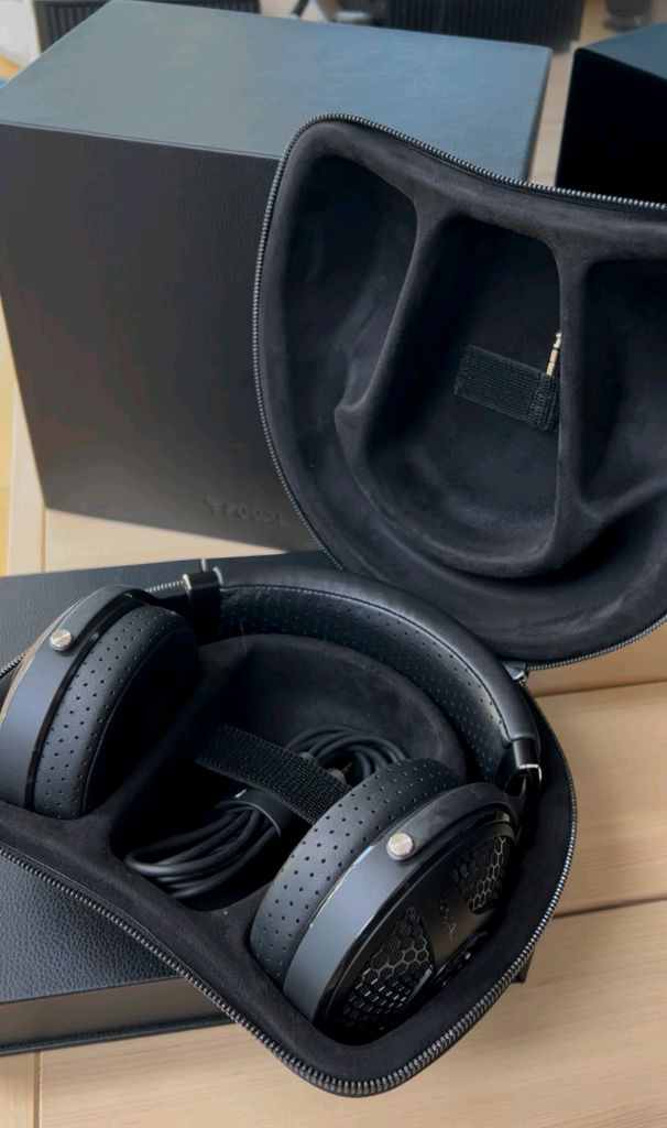 포칼 NEW 유토피아 헤드폰 이미지