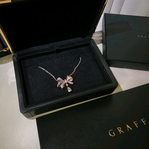 그라프 틸다 보우 다이아 목걸이 이미지