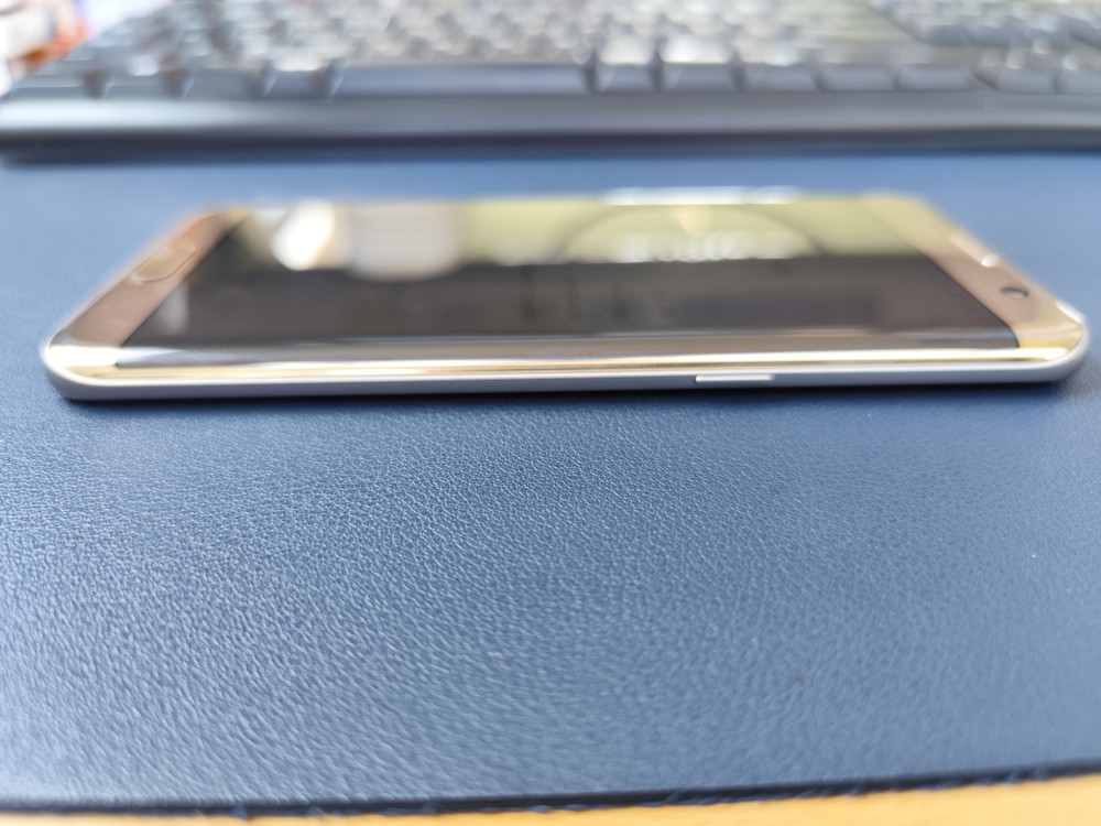 갤럭시 S7 엣지 64GB 이미지