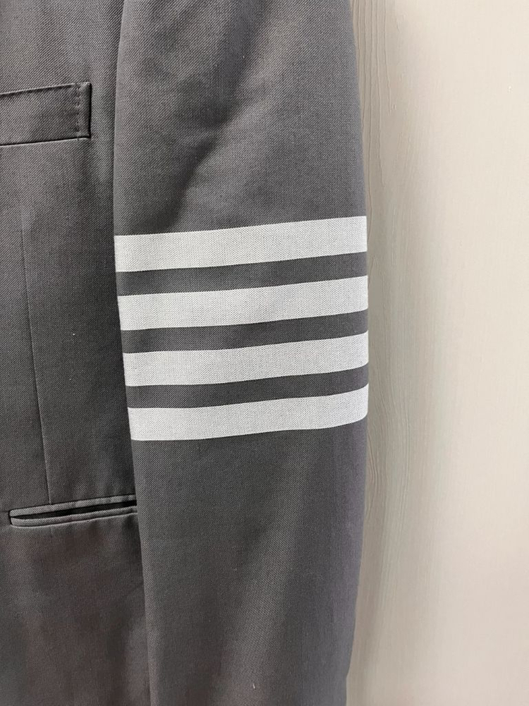 정품 톰브라운 남성용 자켓 3사이즈 이미지