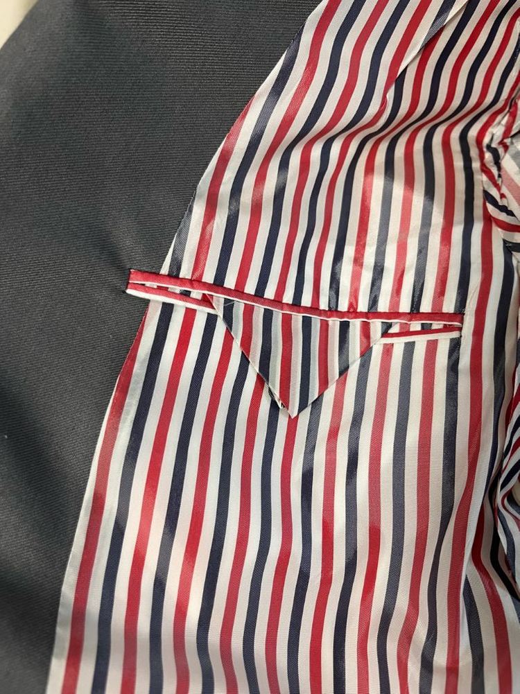 정품 톰브라운 남성용 자켓 3사이즈 이미지