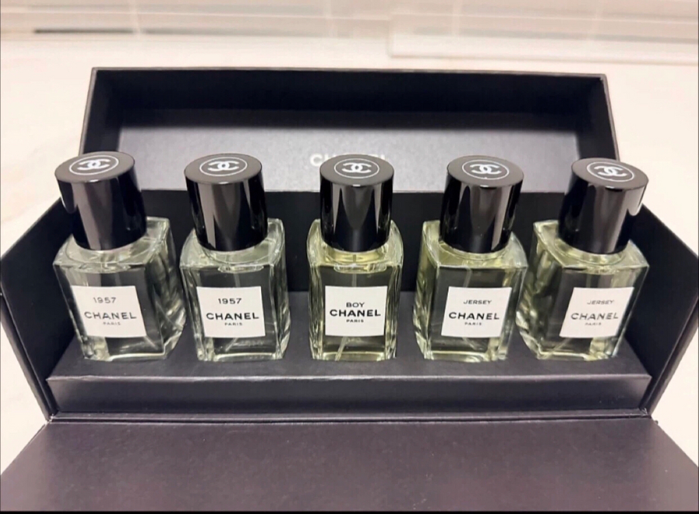 샤넬 레젝 비스포크 가드니아 보이 35미리 2개 일괄판매 새상품 이미지