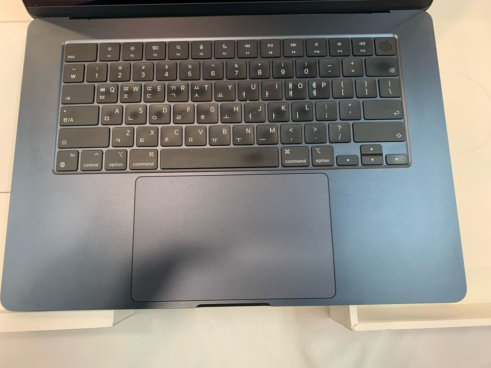 맥북에어 15인치 M2 8GB 512GB 애플캐어 포함 판매합니다 이미지