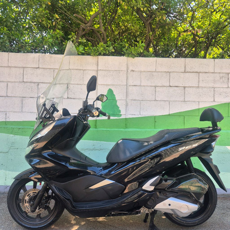 혼다 PCX 150 20년식 블랙유광 오토바이 스쿠터 경정비완 굿컨디션 이미지