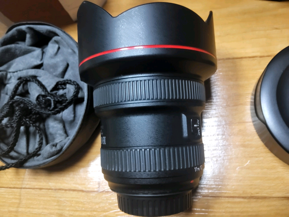 캐논 EF 11-24mm 광각줌렌즈 이미지