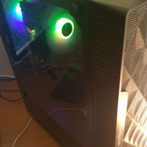 i7 10700 RTX3060 컴퓨터 본체 팝니다 이미지