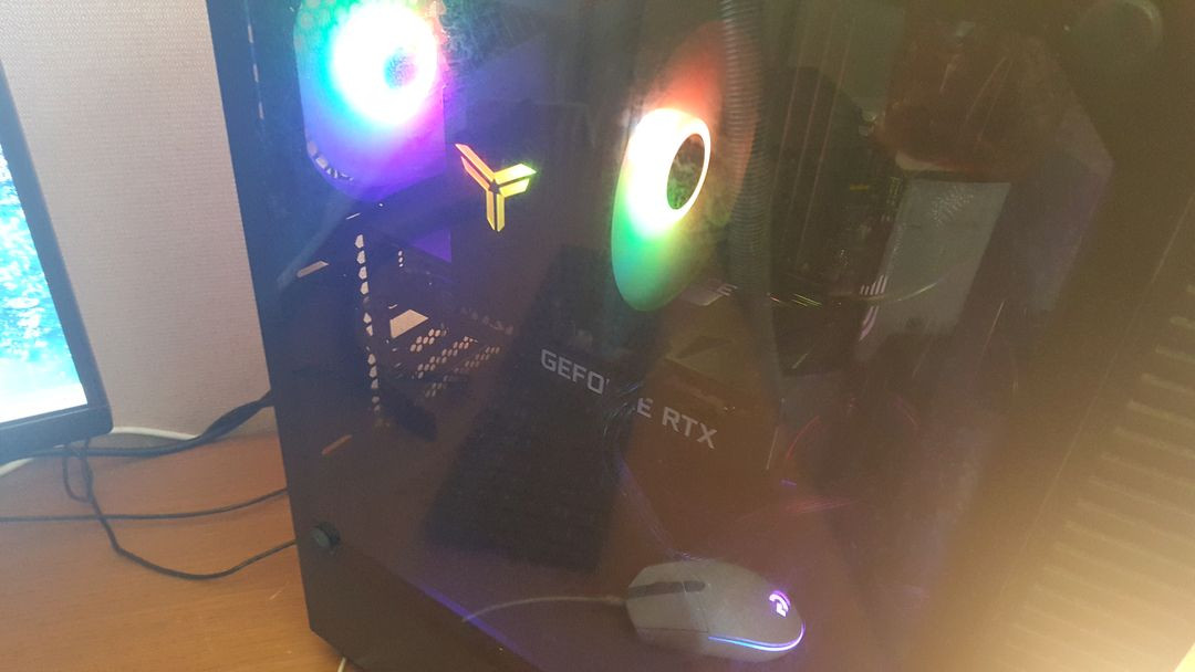 i7 10700 RTX3060 컴퓨터 본체 팝니다 이미지