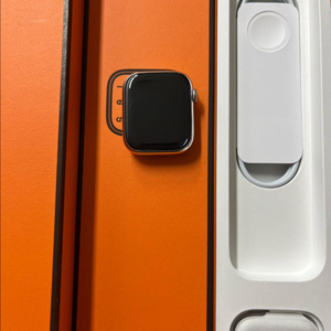 애플워치8에르메스 45mm 실버 리퍼신품 이미지