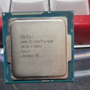 i5 4690cpu 및 파워 판매합니다 이미지