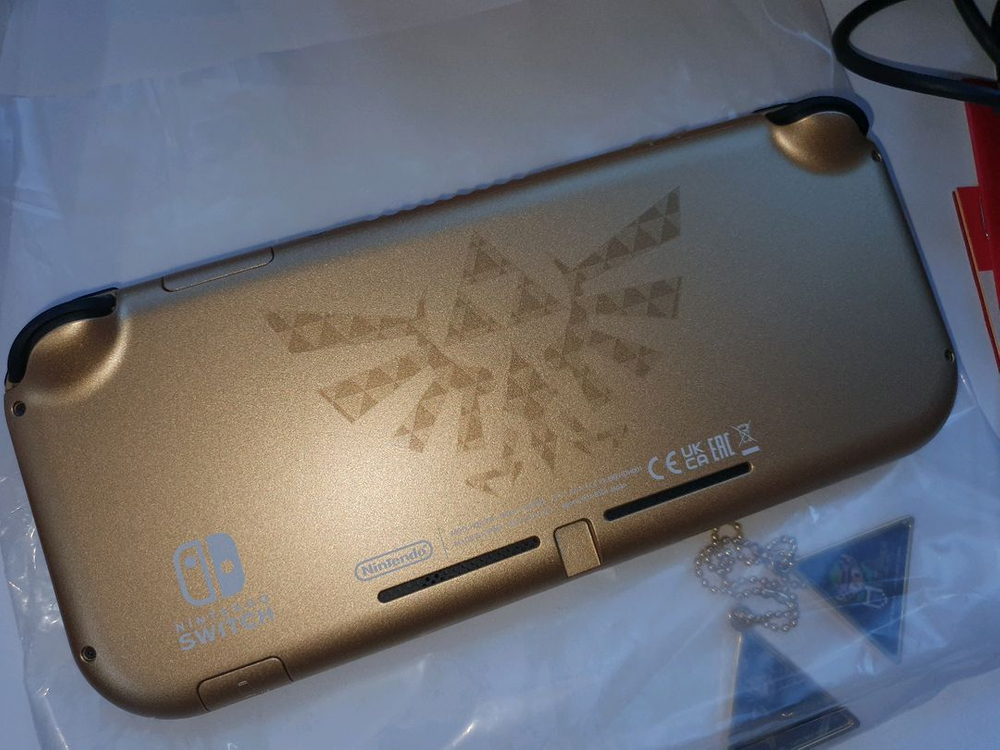 닌텐도 스위치 라이트 하이랄 에디션 젤다 에디션. 닌텐도 라이트 젤다 이미지