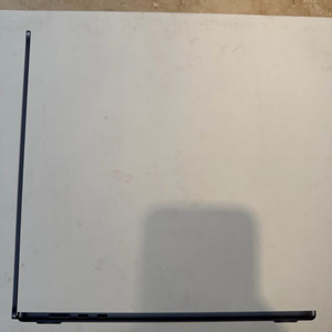 맥북에어 m2 15인피 8/512 미드나잇 팔아요 이미지