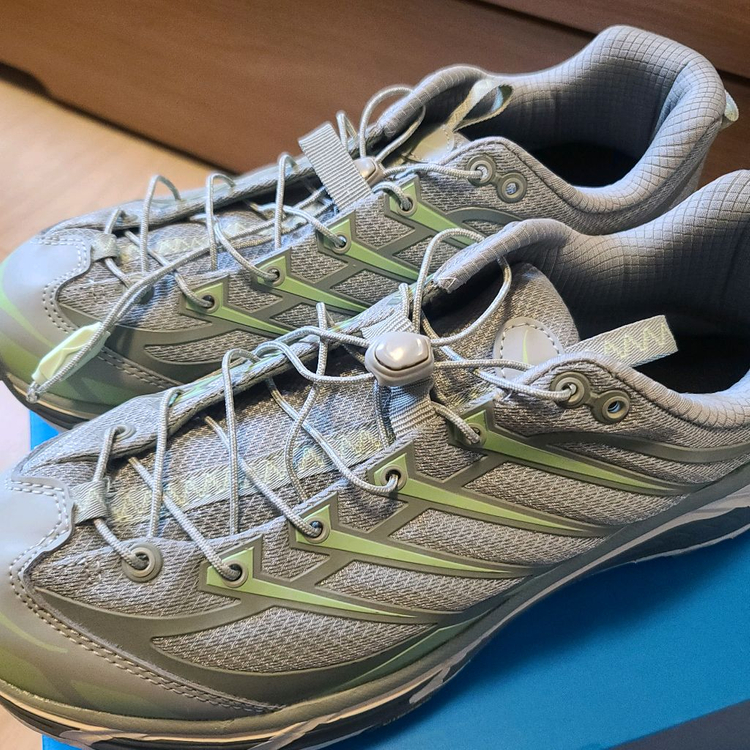 호카 마파테 쓰리 2 베얼리 시드 그린 (275) 이미지