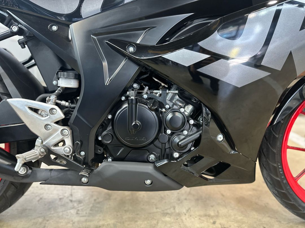 스즈키 GSX-R125 2023 4천km 1인 신조 무사고 특 S급 이미지