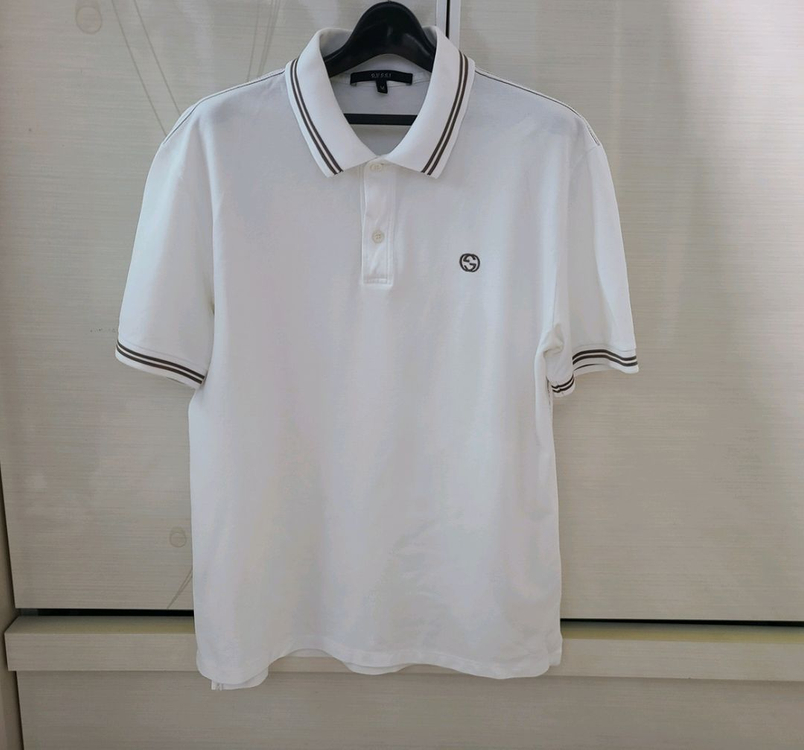 구찌 카라 반팔티 맨투맨자켓패딩루이비통프라다디올셀린느톰브라운몽클레어스톤아일랜드에르메스 이미지