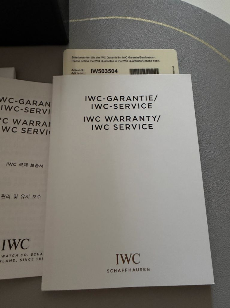 IWC 7데이즈 에뉴얼캘린더 IW503504 로즈골드 이미지