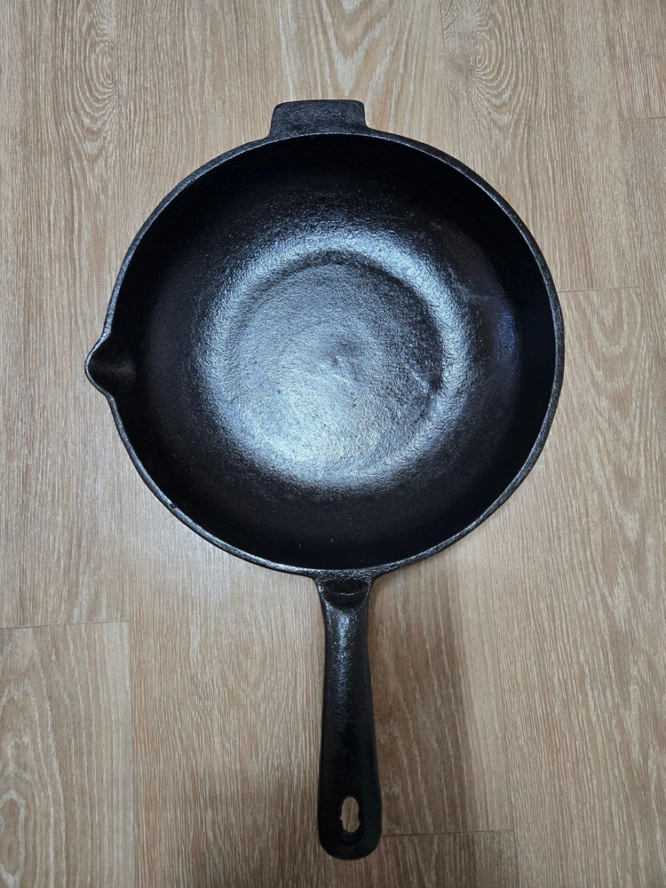 안성주물 무쇠 궁중 후라이팬 26cm 새 제품/무료배송 이미지