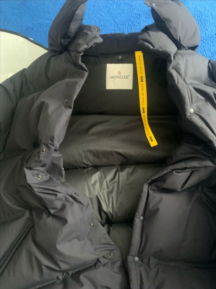 몽클레어 알텔스 패딩점퍼 이미지