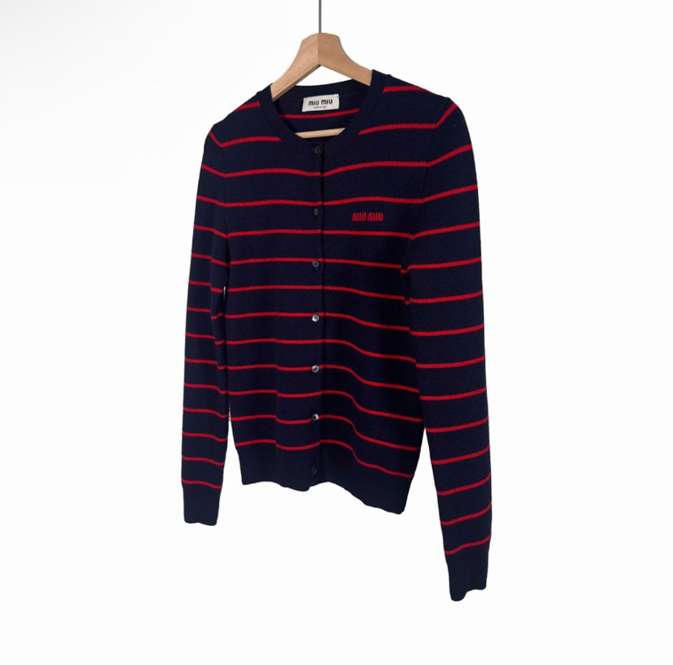 [38] 미우미우 여성 로고 스트라이프 울 니트 가디건 레드 MMF895 이미지