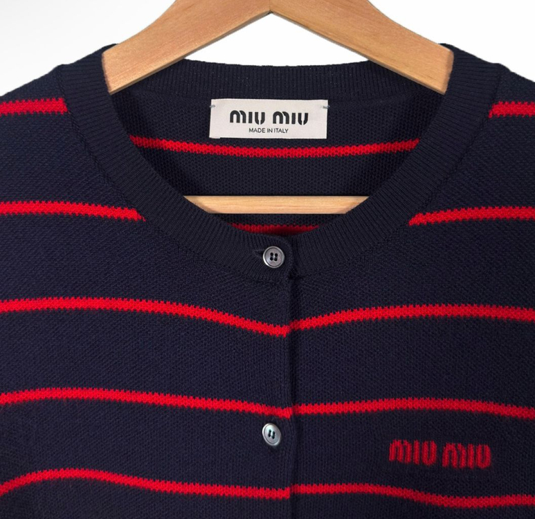 [38] 미우미우 여성 로고 스트라이프 울 니트 가디건 레드 MMF895 이미지