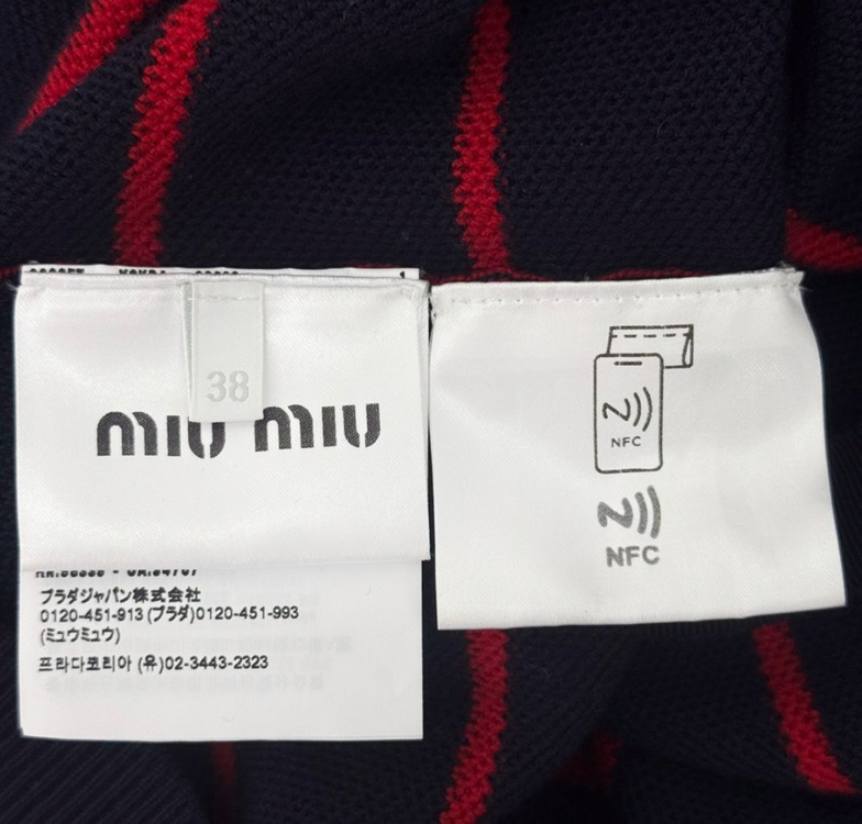 [38] 미우미우 여성 로고 스트라이프 울 니트 가디건 레드 MMF895 이미지