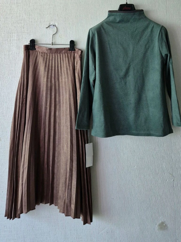 정품 이세이미야케 해칭 플리츠플리즈 하이넥+플리츠롱해 이미지