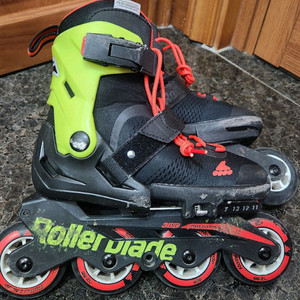 롤러플레이드 인라인 스케이트 판매해요. 이미지